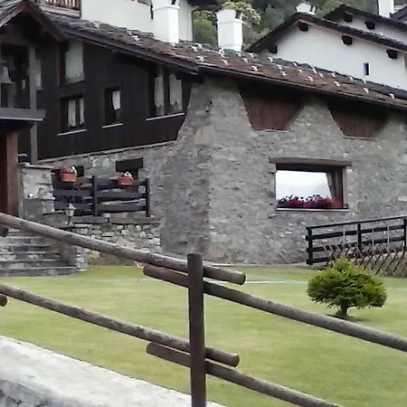 Le Clocher Du Mont Blanc Guest house